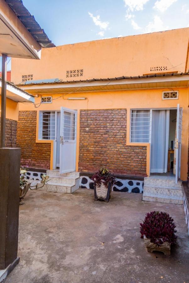 Auberge La Caverne Kigali Exterior photo